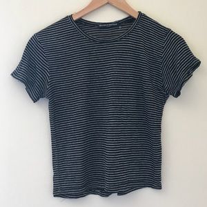 BRANDY MELVILLE - black and white striped crop top